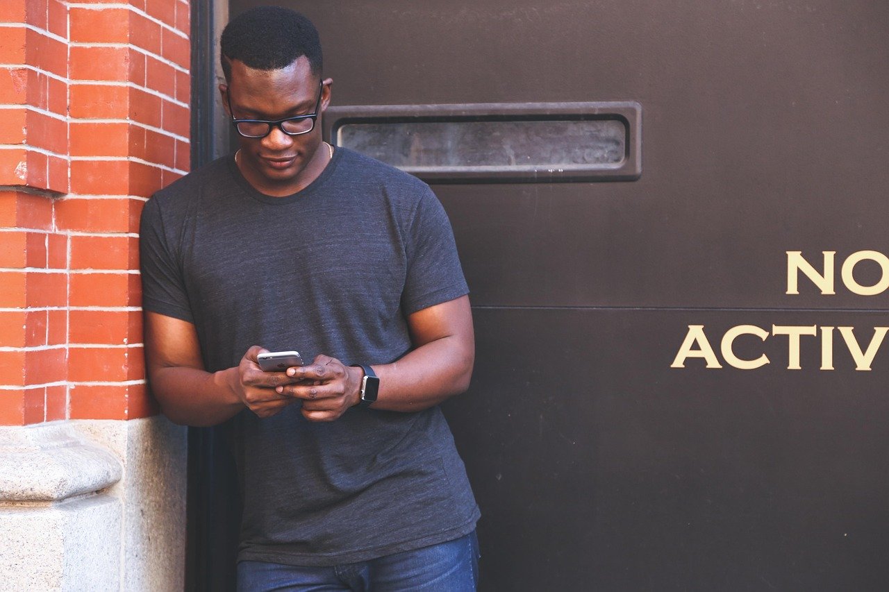 man, black man, mobile phone, person, smartphone, afro-american, african american, using the phone, portrait, communication,