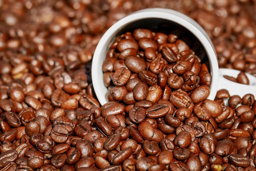 coffee, beans, seed, caffeine, cafe, coffee cup, aroma, roasted, food, beverage, brown, aromatic, food photography, coffee be