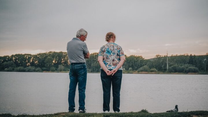 Embracing Spontaneity: How to Enjoy Date Tinder Without Overplanning in Cambridge