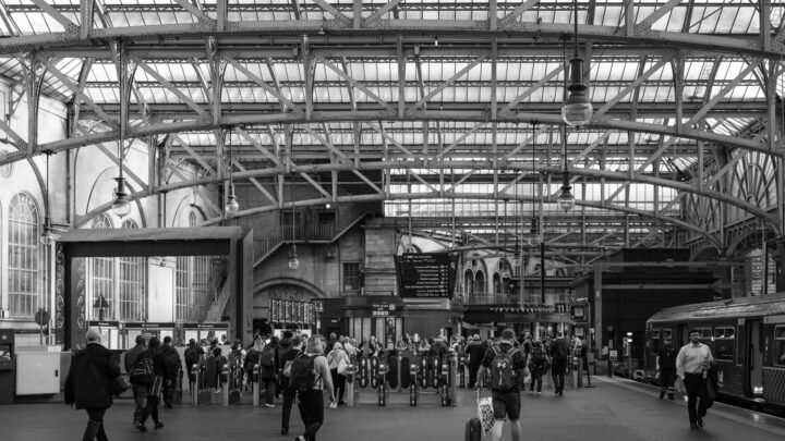 Dating Around Glasgow: Where to Start Your Romantic Journey