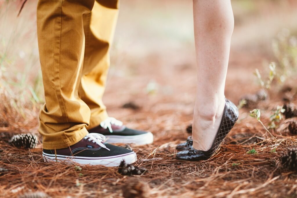 feet, young, happy, marriage, retro, love, vintage, grooms, beautiful, happy couple, legs, tumblr wallpaper, love wallpaper,