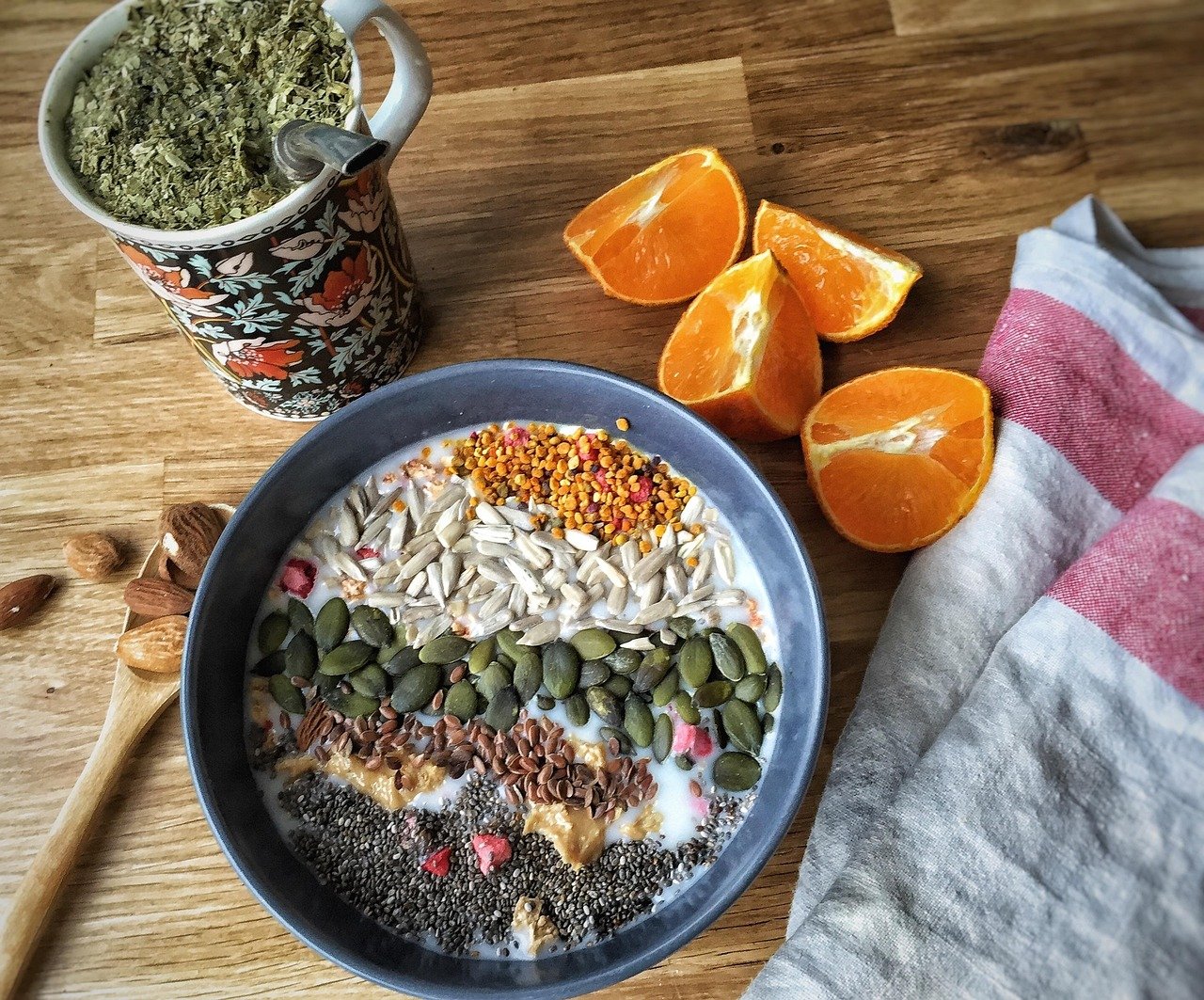 orange, rye porridge, seeds, muesli, vegetarian, nutrition, wellness, brown wellness, brown nutrition, muesli, muesli, muesli