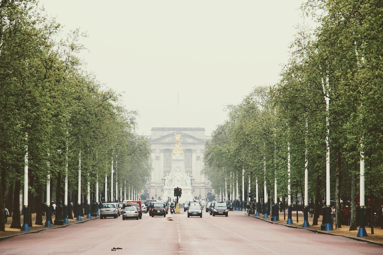 london, united kingdom, road, left-hand traffic, street scene, taxis, avenue, fog, london, london, london, london, london