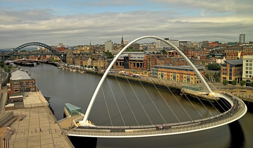 newcastle, tyneside, gateshead, tyne, river, bridges, tyne bridge, scenic, swing bridge, engineering, quayside, hdr, newcastl