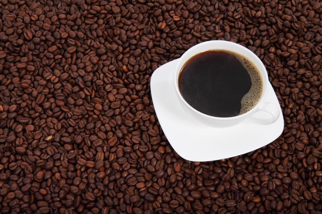 coffee, beans, cup, cup of coffee, coffee cup, black coffee, coffee beans, aroma, hot coffee, caffeine, coffee icon, drink, b