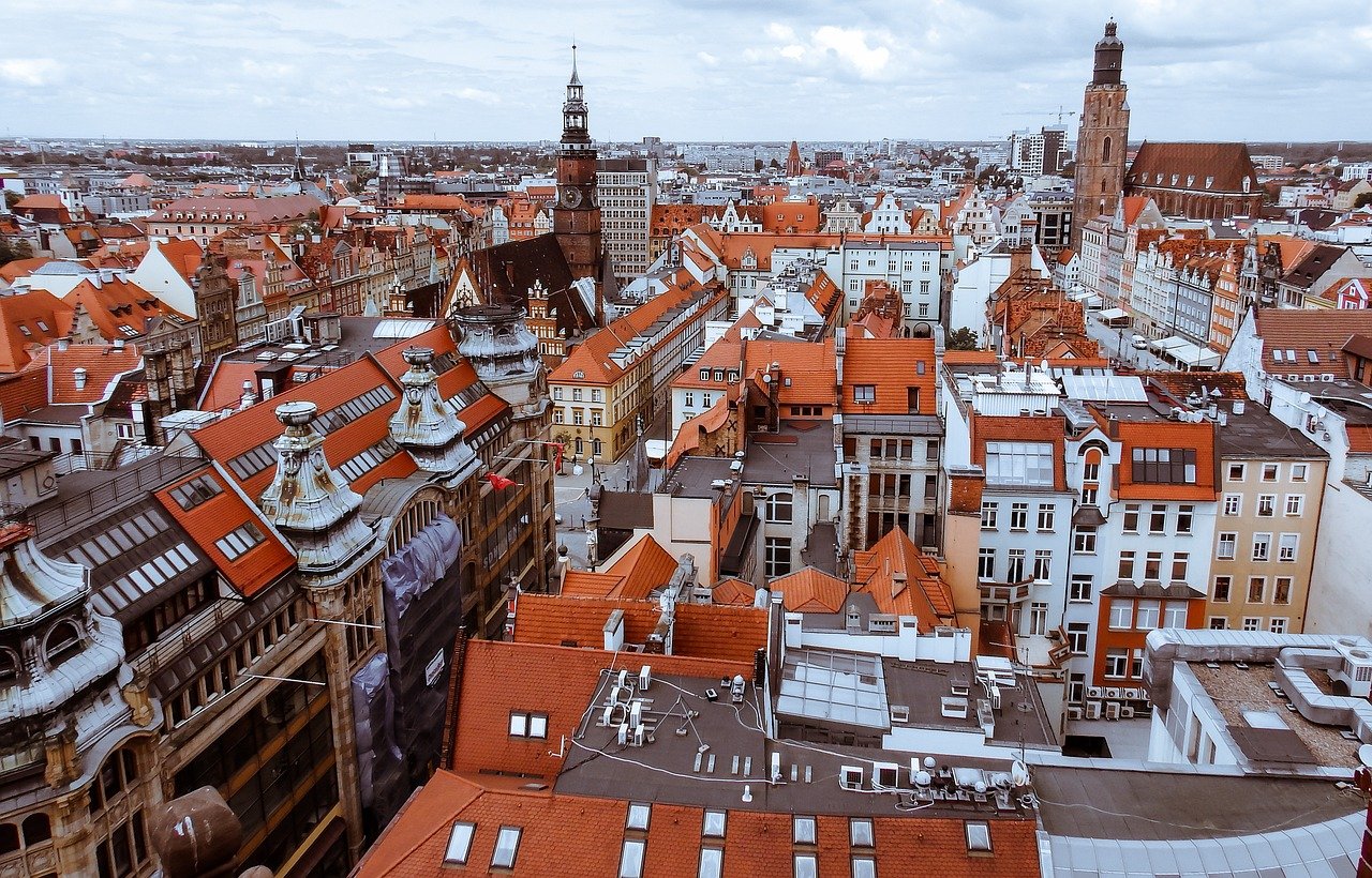 old town, the market, wroclaw, architecture, city, townhouses, street, buildings, facades, poland, roofs, building, center, t