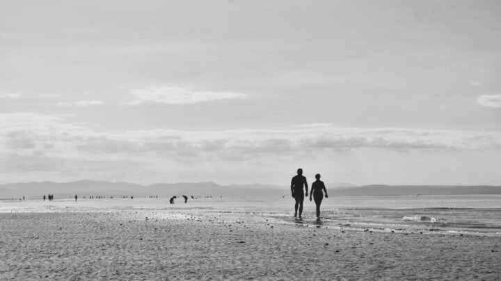 Recognizing a Genuinely Good Connection: Dating in Swansea and Beyond