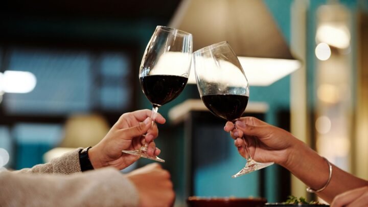 Crafting the Ultimate Dinner Date in Wakefield: Ideas for a Memorable Night Out