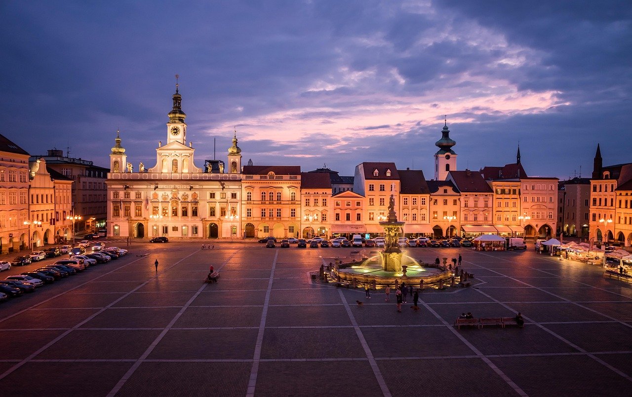 ceske budejovice, czech republic, budweis, české budějovice, south bohemia, bohemia, old town, historic centre, evening atmos