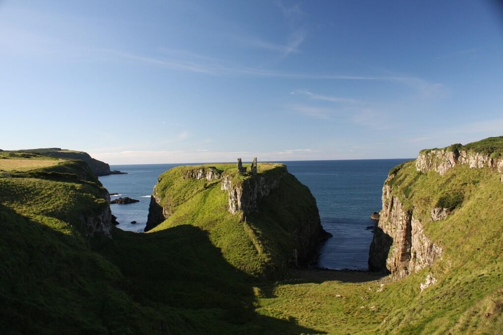 dunseverick, nature, northern ireland, antrim coast, ireland, coast, coastal, castle, ruin, sea, inlet, history, blue history