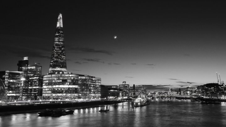 Navigating the World of an Escort in Bristol: Discretion, Timing, and Local Awareness