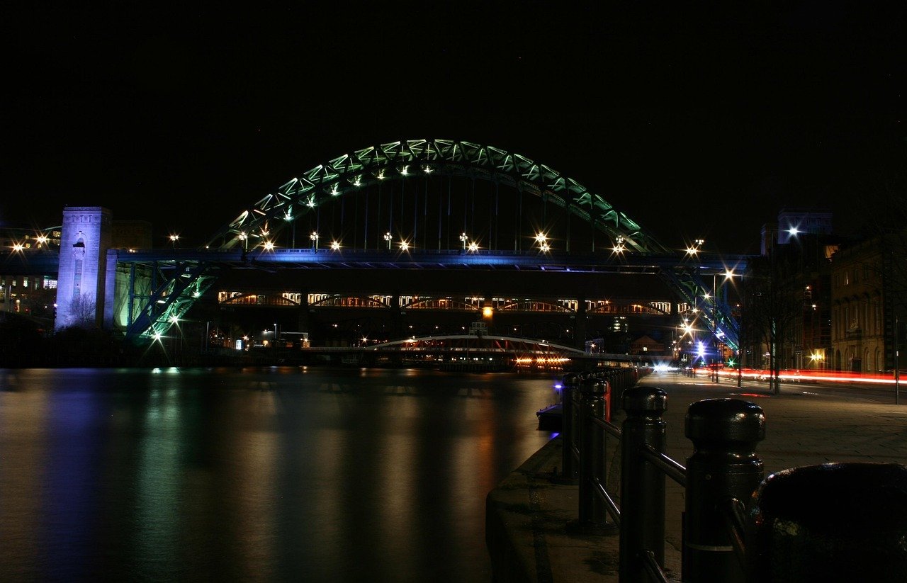 newcastle, gateshead, quayside, night, tyne, river, lighting, bridge, high level bridge, geordie, geordieland, scenic, sydney