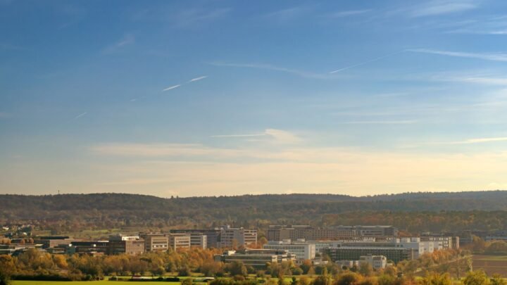 Navigating the World of Escorts in Milton Keynes: A Straightforward Guide
