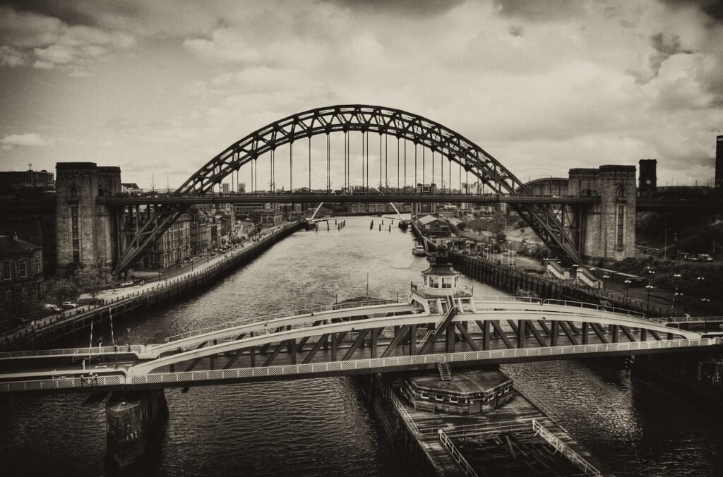 old, vintage sepia, tyne, bridge, swing bridge, retro, toned, old fashioned, old photo, newcastle, uk, tyneside, brown bridge