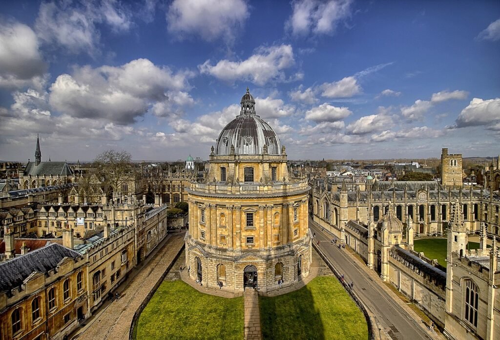 oxford, radcliffe library, library, architecture, university, historical, british, tourism, travels, cultural tourism, great