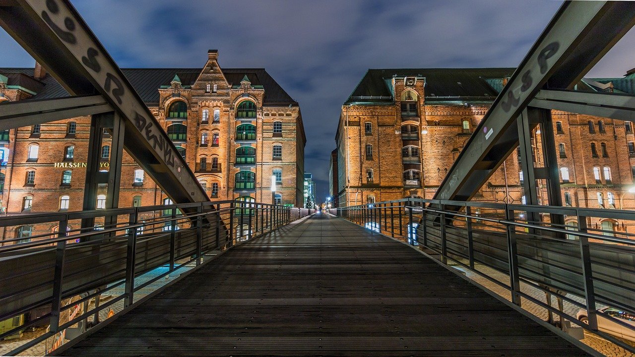 architecture, bridge, building, travel, city, speicherstadt, hamburg, urban landscape, historic house, house, bridge, buildin