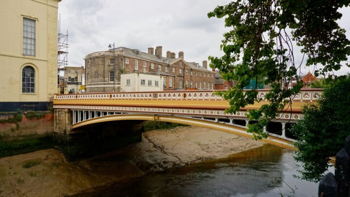 Defining the Modern Encounter: Current Trends Shaping Experience in Colchester