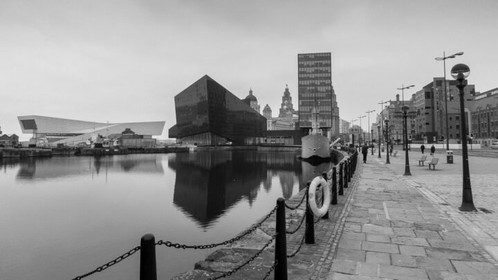 A First-Timer’s Guide to Experiencing Liverpool’s Vibrant Entertainment Scene