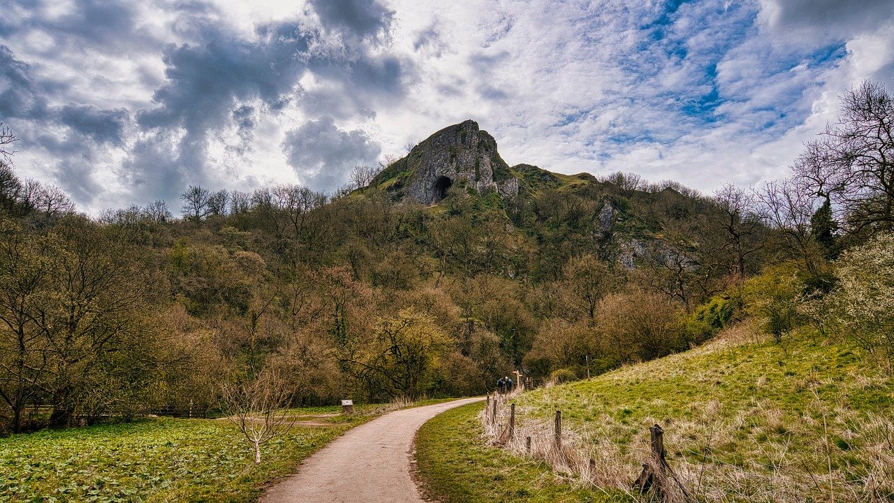 cave, peak, manifold valley, countyside, wetton mill, district, united kingdom, thors cave, staffordshire, landscape