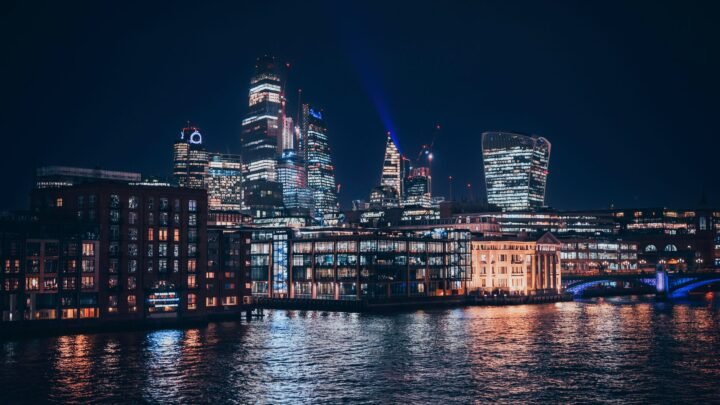 Why Local Knowledge Matters for Escorts in Manchester and Beyond