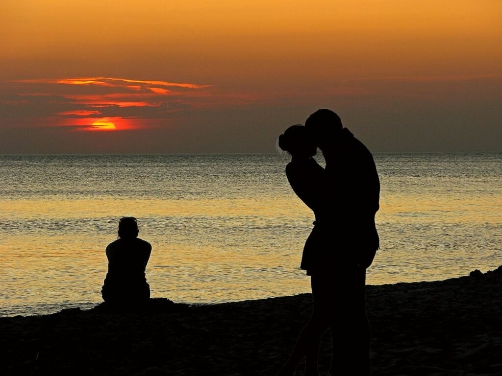 lovers, few, in love, jealousy, rivalry, separation, abandoned, lonely, lonliness, sunset, romance, lake, riverbank, nature,