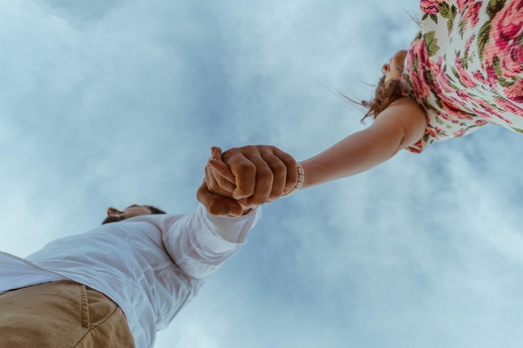 couple, hands, valentines day, love, free wallpaper, romantic, people, windows wallpaper, romance, 4k wallpaper, full hd wall
