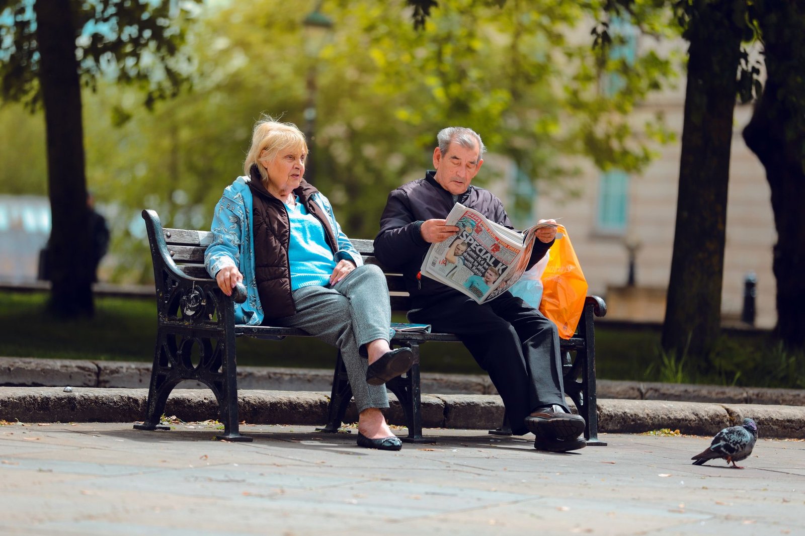 A serene moment captured of a couple enjoying a day at the park in Bristol, England.
