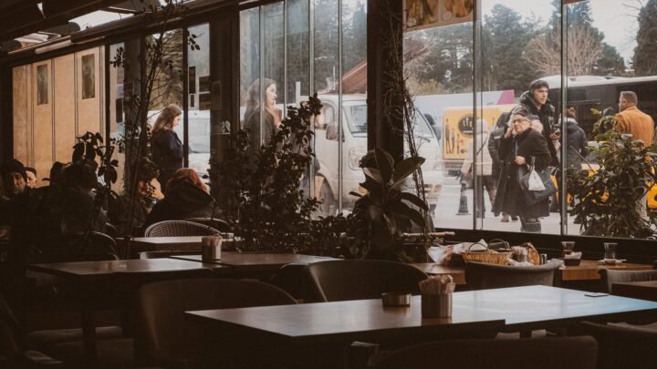Cosy Corners and Rainy Days: The Ultimate Portsmouth Dating Guide