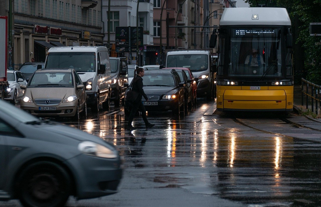 raining, traffic, city, rainy day, rainy weather, vehicles, road, street, urban, traffic, traffic, traffic, traffic, traffic,