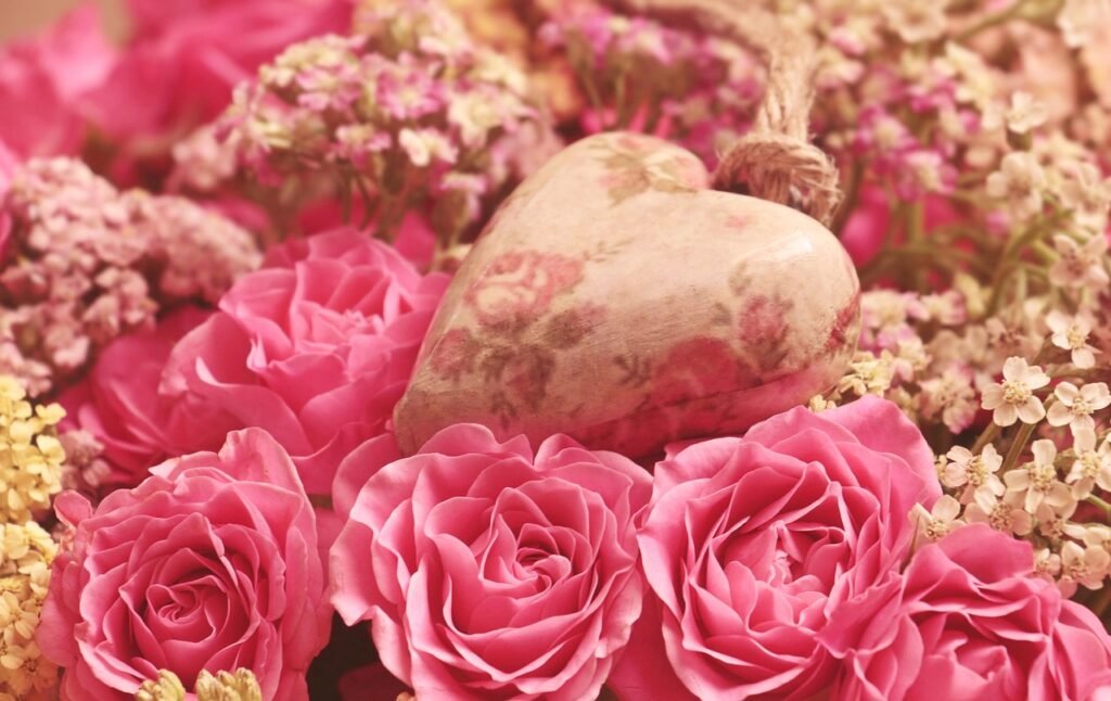 valentine's day, happy mothers day, flower wallpaper, beautiful flowers, roses, heart, flower background, romantic, flowers,