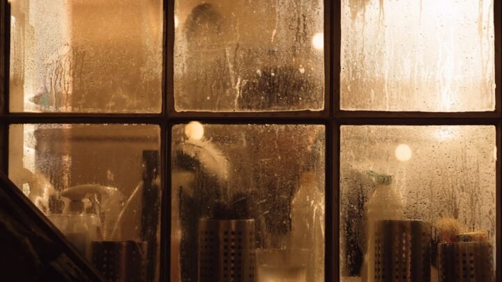 Rainy-Day Ideas for Romantic Dating and Connection in Leeds