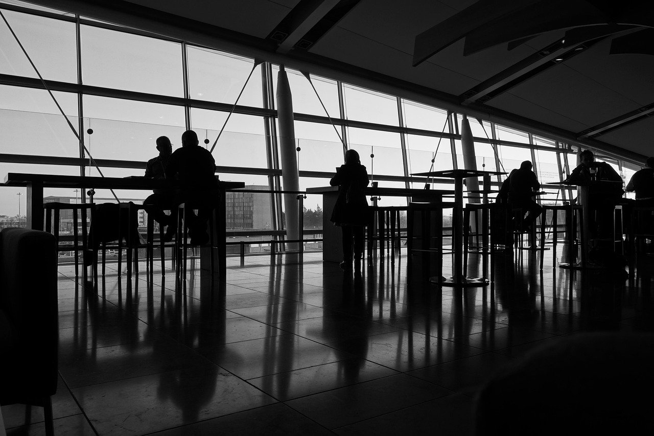 airport, cafe, coffee, belfast, restaurant, business, travel, transportation, table, people, gray business, gray coffee, gray