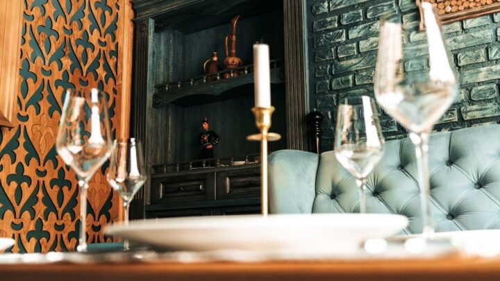 Crafting a Relaxed Evening Around Romantic Ambience in Preston