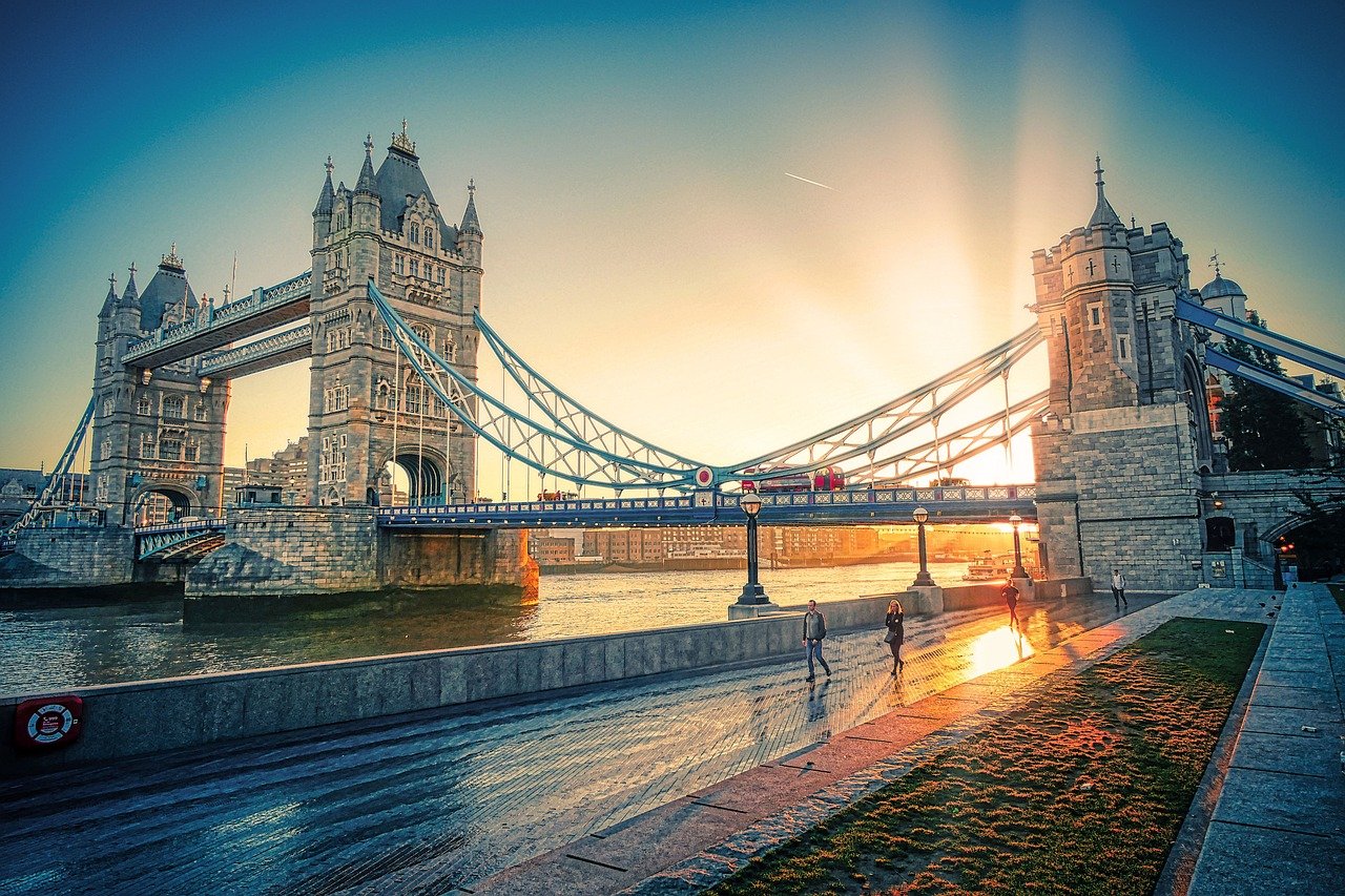 tower bridge, river, city, sunrise, nature, sunlight, landmark, tourist attraction, travel destination, architecture, thames,