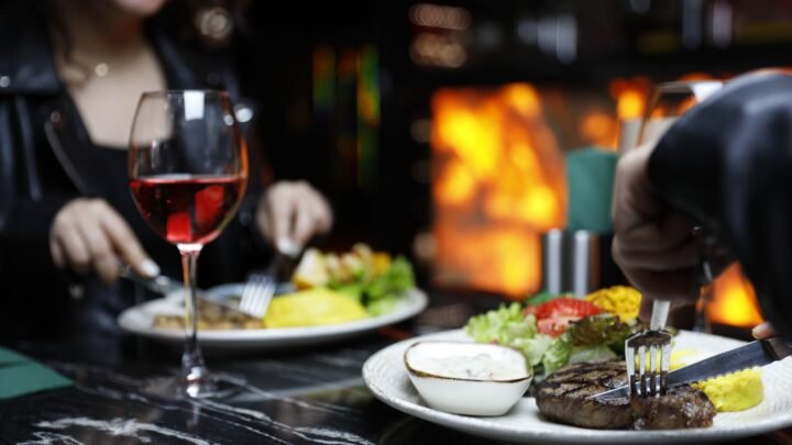 A Guide to Romantic Connections and Intimate Dating in Perth
