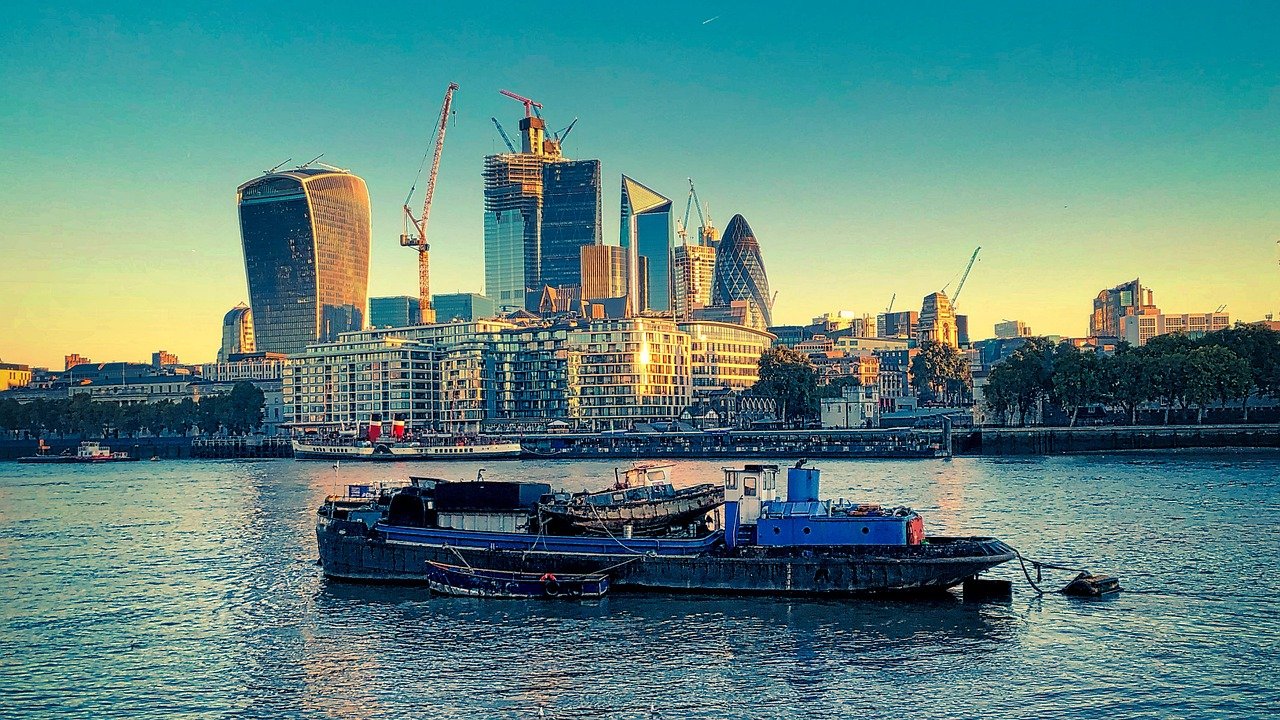 ship, river, city, buildings, skyscrapers, skyline, urban, financial district, downtown, metropolis, boat, travel, thames, ri