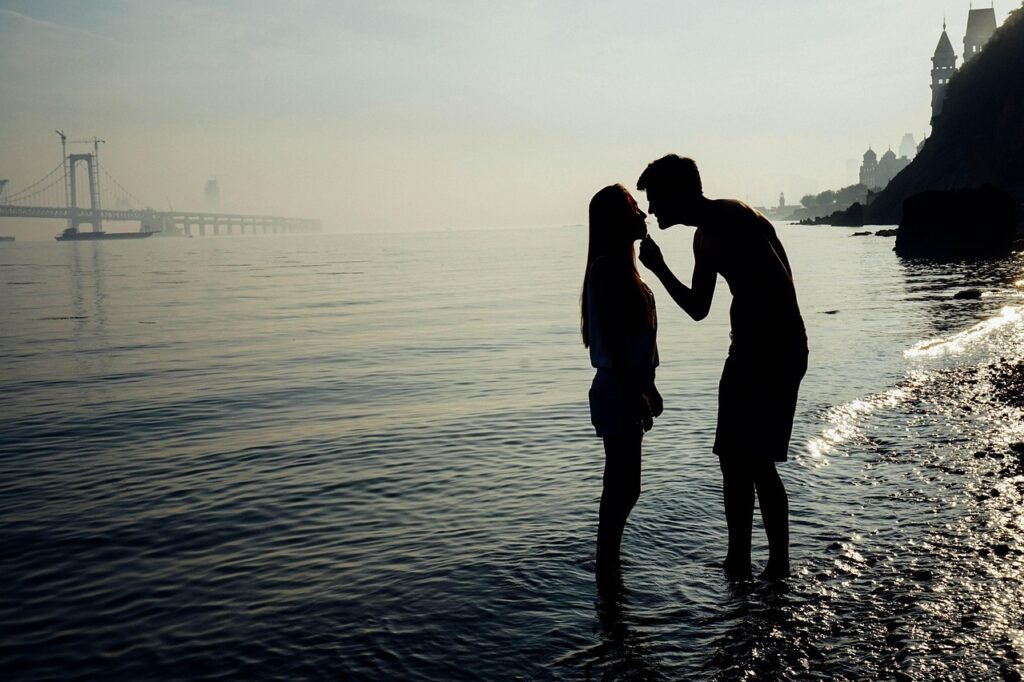 couple, silhouette, kiss, beach, nature, sunset, love wallpaper