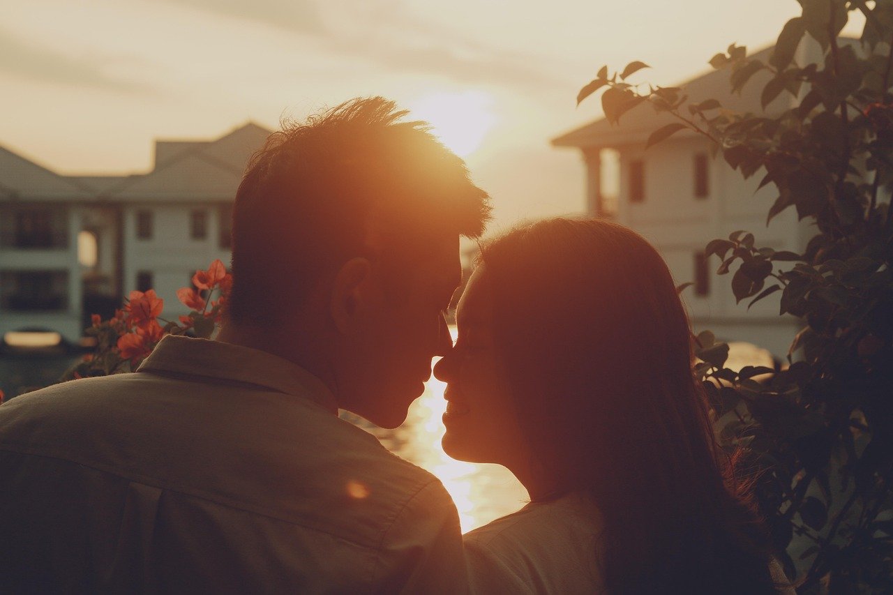 couple, love, romance, lovers, dating, date, commitment, woman, female, girl, man, male, boy, relationship, happiness, joy, t
