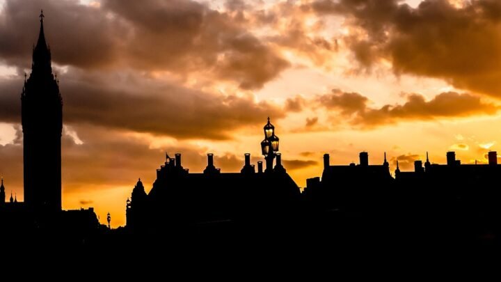 Low-Pressure Ideas for Romantic Moments in Cambridge and Beyond