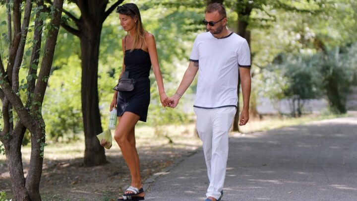Romantic in Leicester: Where to Start Building a Close Loving Relationship