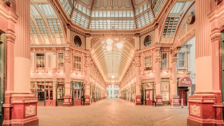 A Local Guide to Romantic London: Crafting Meaningful Connections Across the Capital