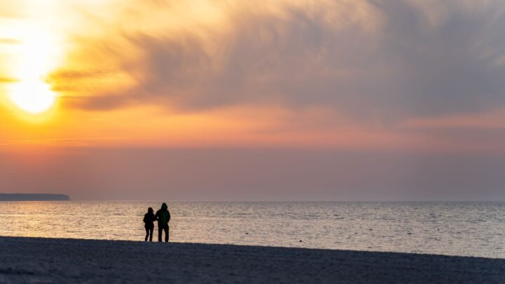 A Simple Checklist for Romantic Connections in Worthing and Beyond