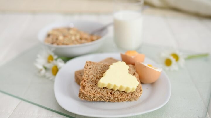 Breakfast in Bed and Other Simple Dating Ideas in Dundee