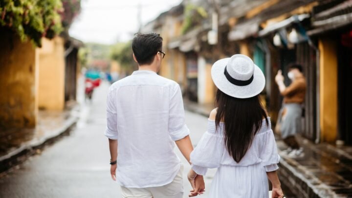 Smart Ways to Approach Romance in Maidstone