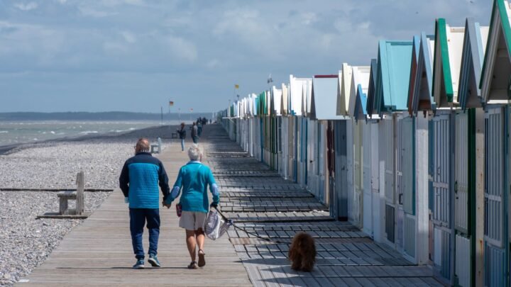 Navigating Modern Romance: How to Plan a Smoother Dating Experience in Worthing