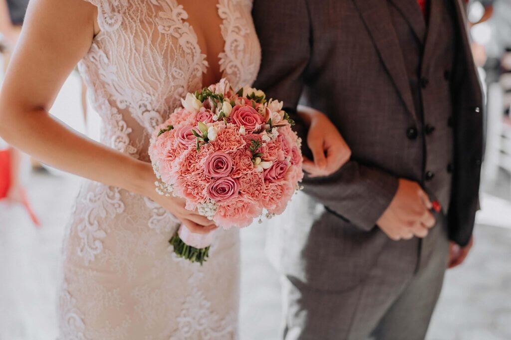 wedding, couple, bouquet, marriage, love, romantic, bride, groom, man, woman, together, relationship, romance, hands, bridal,