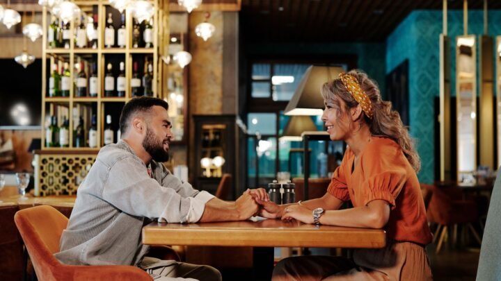 Navigating the World of Tinder Dates in Luton: A Practical Local Guide