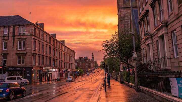 Keeping Trust and Privacy Strong in Romantic Encounters Across Glasgow