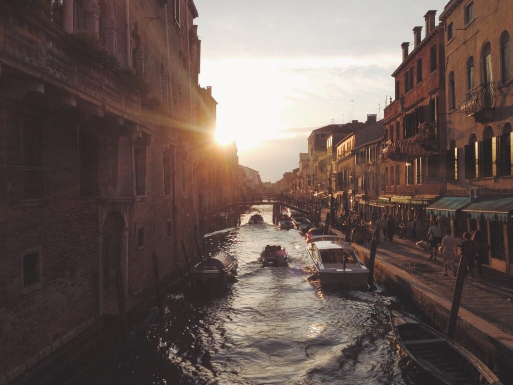 canal, venice, nature, italy, architecture, water, boat, gondola, travel, europe, italian, landmark, venetian, venezia, touri